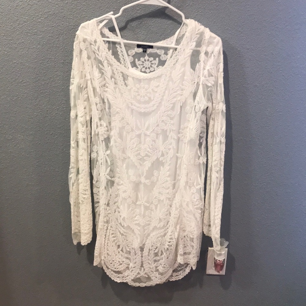 White lace dress